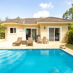 2 Bed 2 Bath With Jacuzzi, High Speed Wi-fi Villa